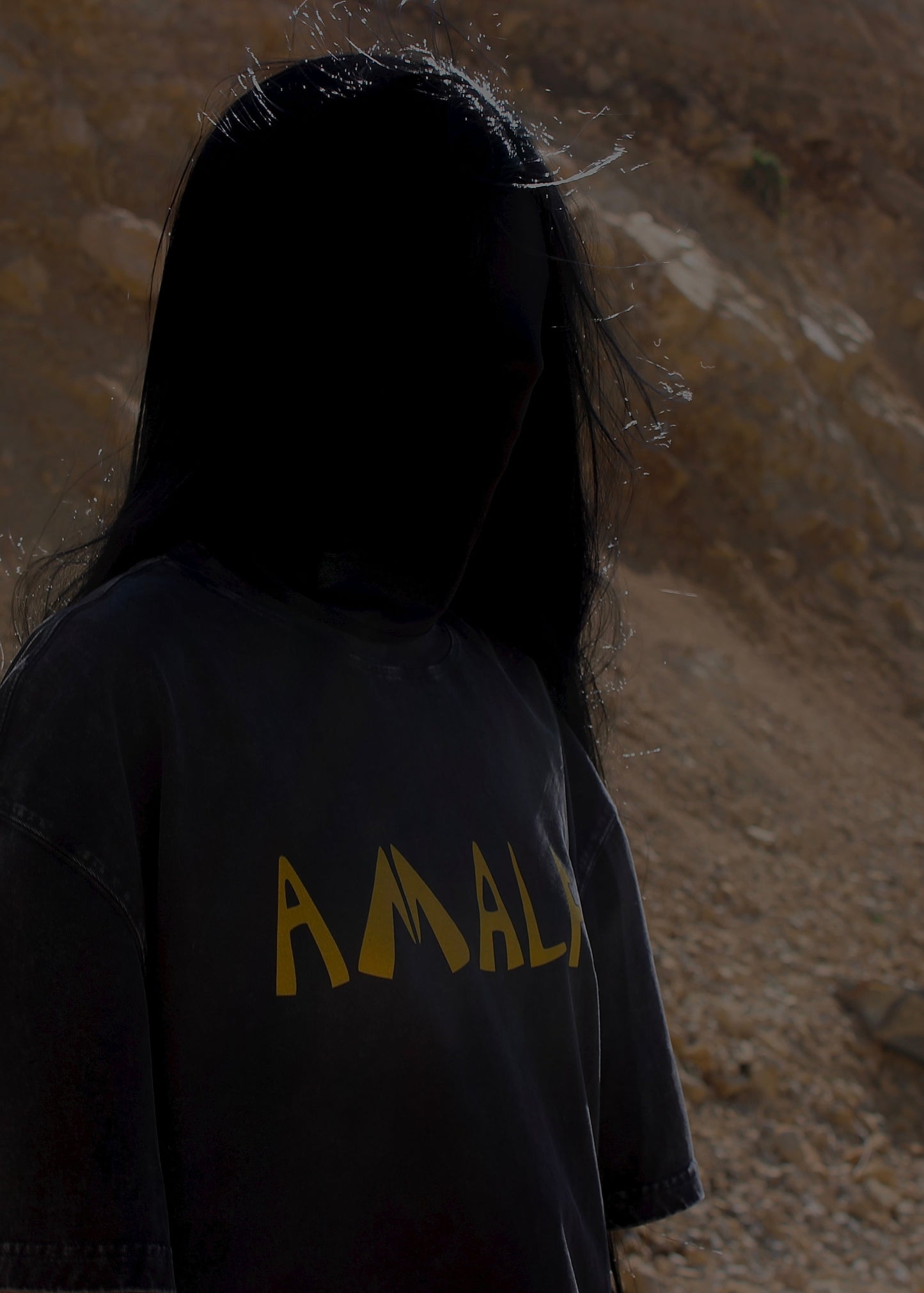 AMALFI WASHED BLACK T-SHIRT